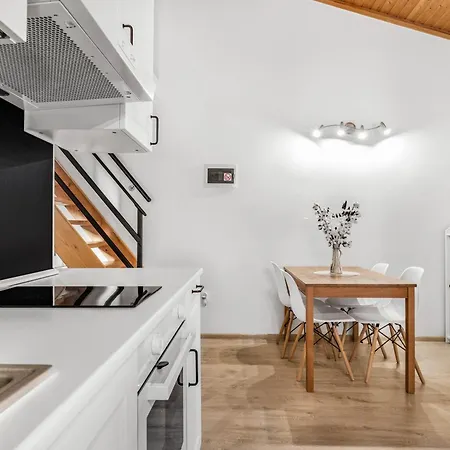 Residence Pomer Lägenhet